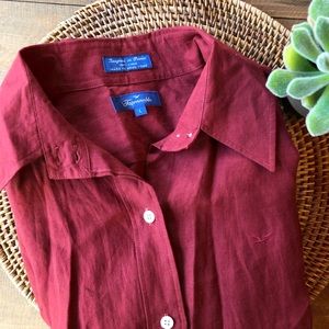 LINEN blouse designed in France